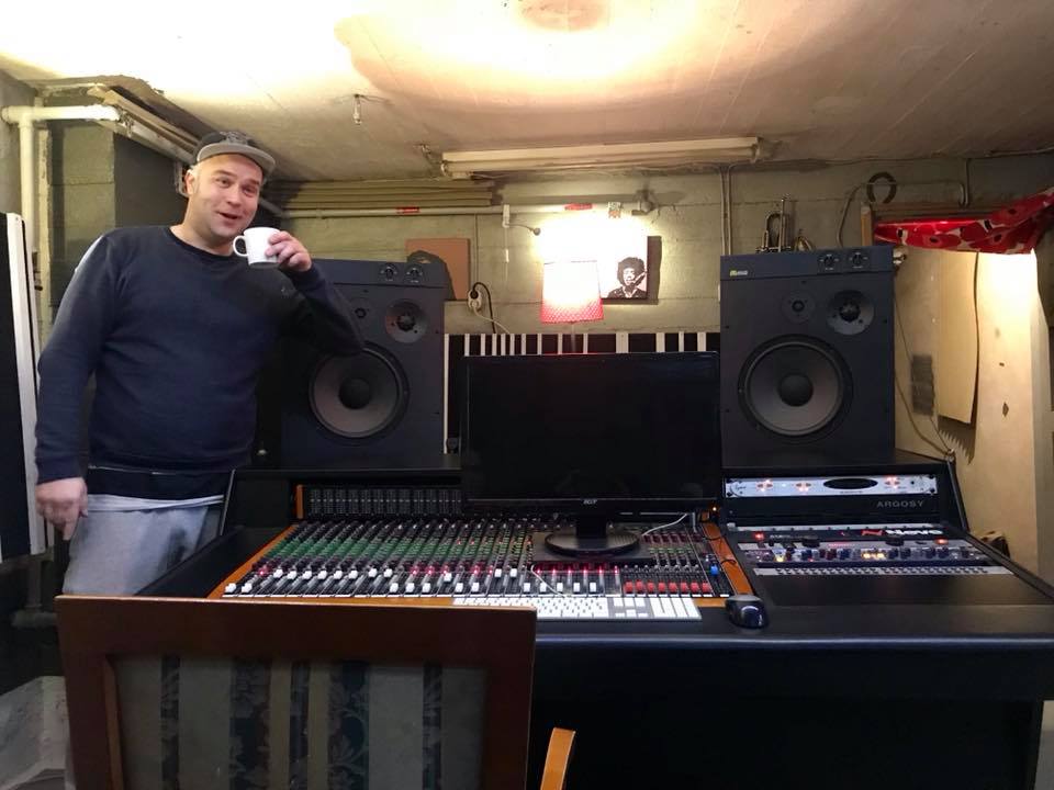 Toni Kimpimäki / Redfive